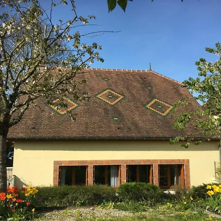 Balnot-sur-laignes, 3 Pièces, 6 Personnes - Fr-1-543-15 Balnot-sur-Laignes