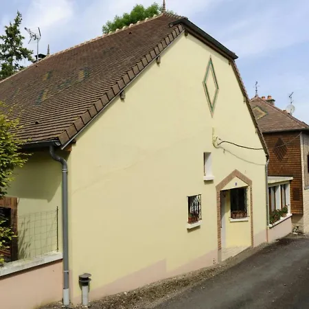Balnot-sur-laignes, 3 Pièces, 6 Personnes - Fr-1-543-15 Hébergement de vacances