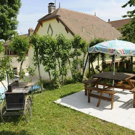 Hébergement de vacances Balnot-sur-laignes, 3 Pièces, 6 Personnes - Fr-1-543-15